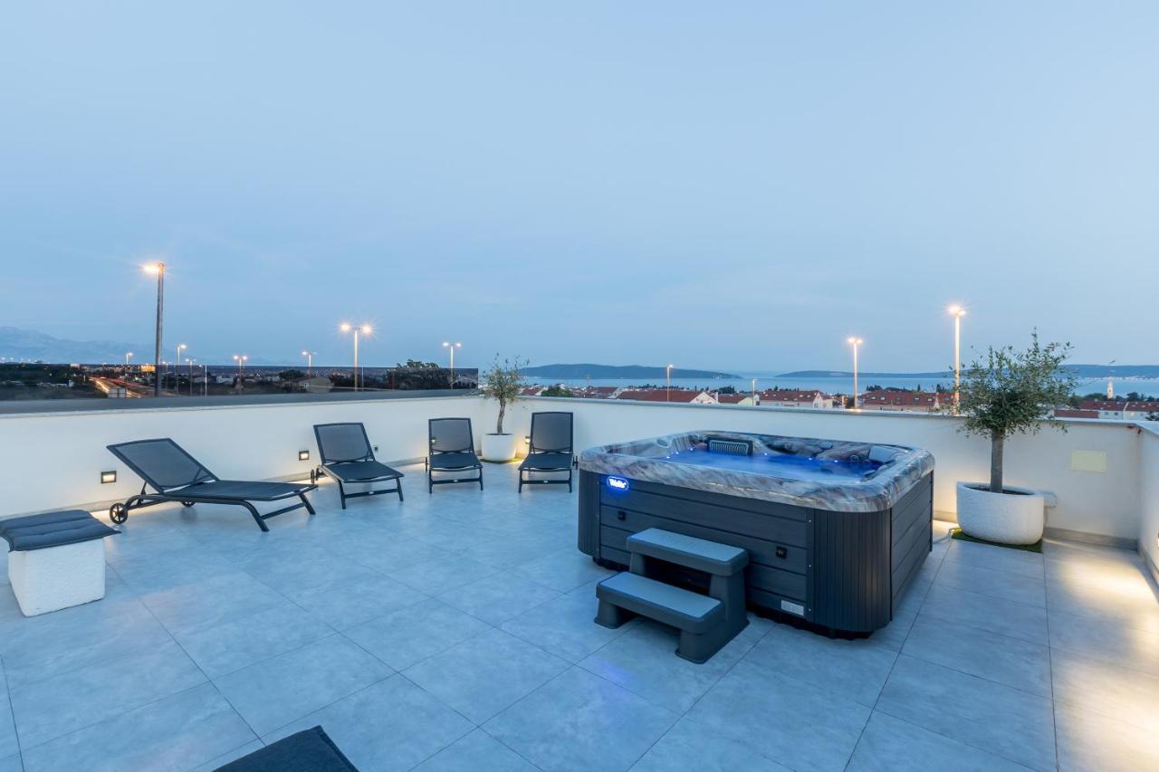 Luxury Apartments Katarina Kaštela Eksteriør bilde