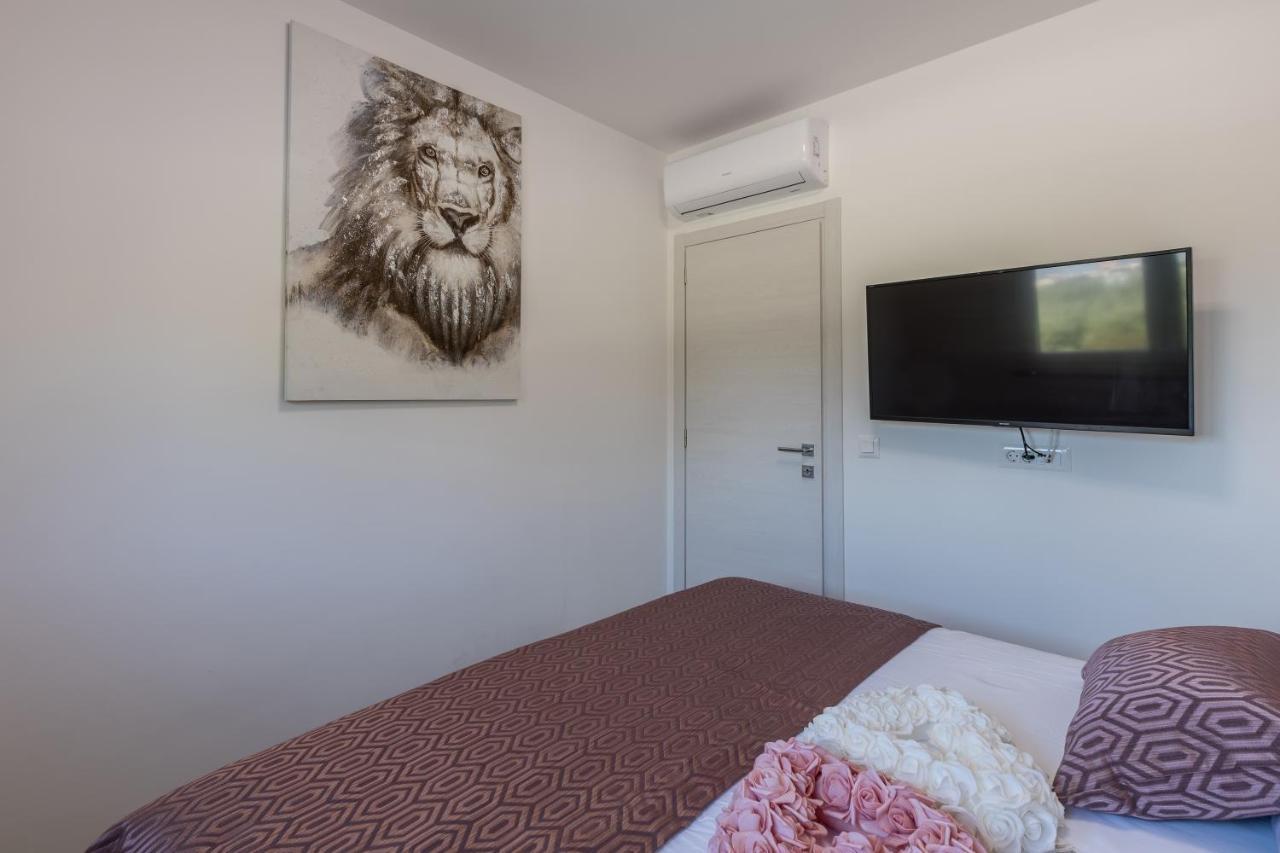 Luxury Apartments Katarina Kaštela Eksteriør bilde