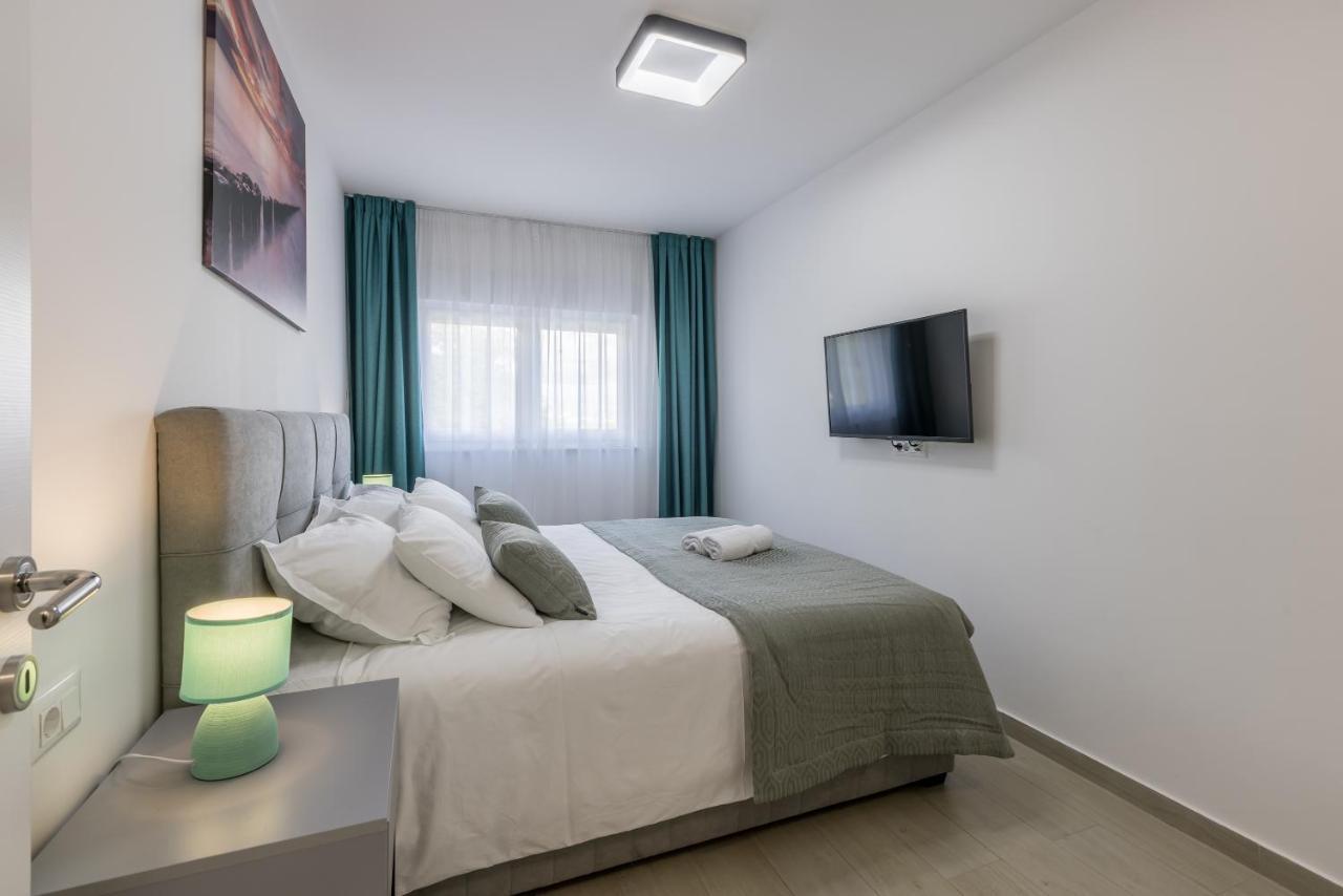 Luxury Apartments Katarina Kaštela Eksteriør bilde