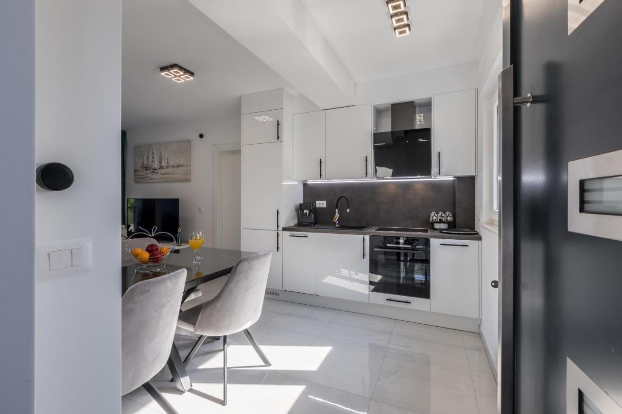 Luxury Apartments Katarina Kaštela Eksteriør bilde