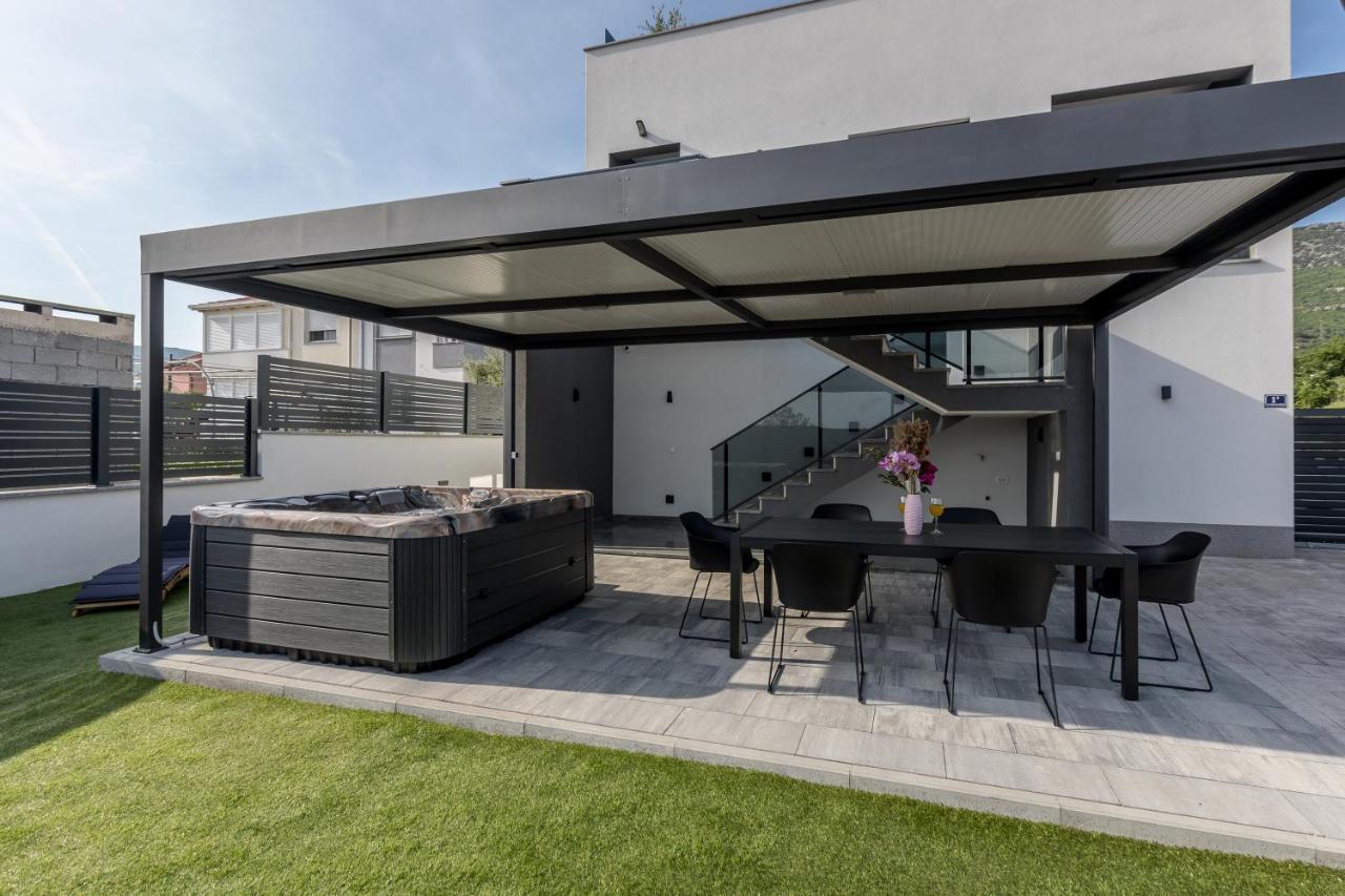 Luxury Apartments Katarina Kaštela Eksteriør bilde