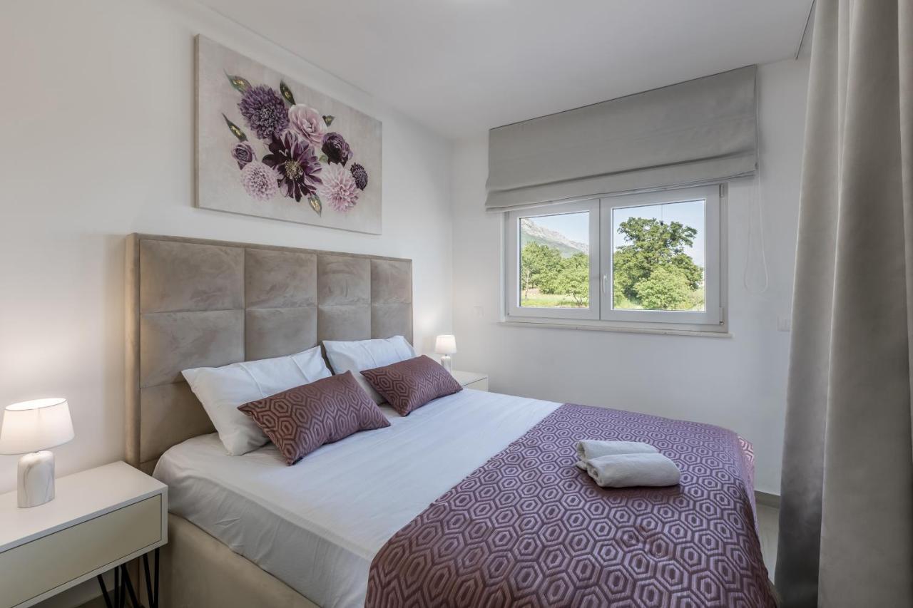 Luxury Apartments Katarina Kaštela Eksteriør bilde