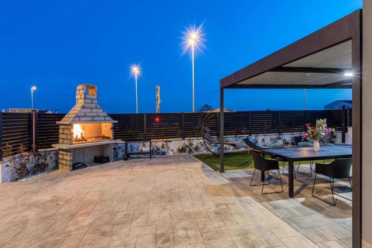 Luxury Apartments Katarina Kaštela Eksteriør bilde