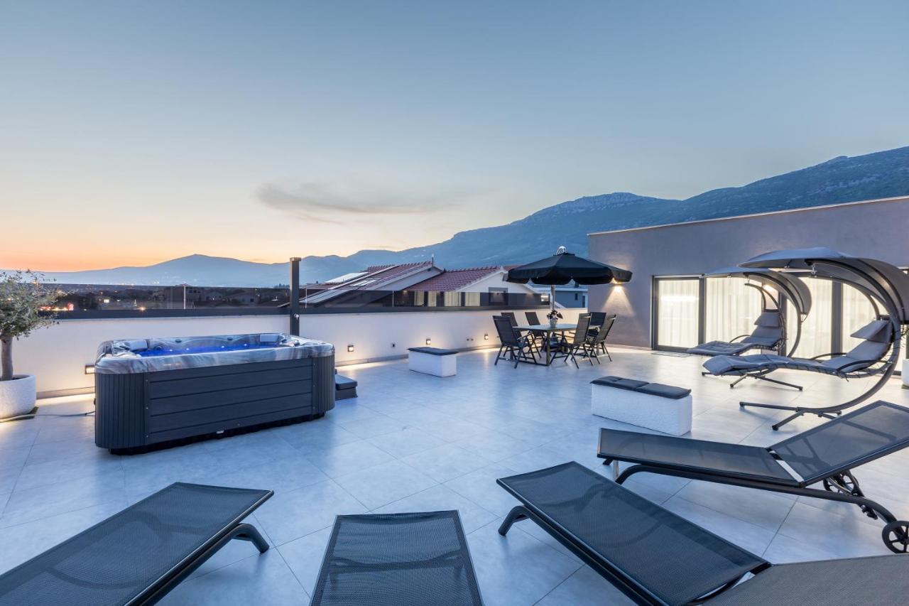 Luxury Apartments Katarina Kaštela Eksteriør bilde
